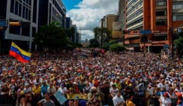 FMI seguirá a “la comunidad internacional” para reconocer gobierno de Venezuela