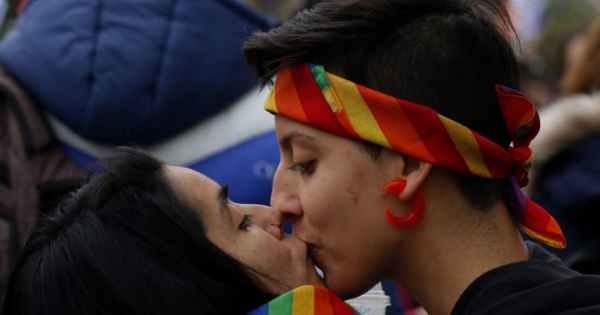 Las colas y las lesbianas en el Chile 2019: thank you, next