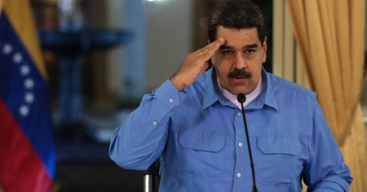 Maduro habló con la banda presidencial y le pidió a EEUU que se vaya del país