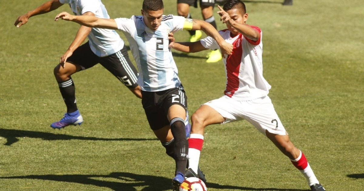 Argentina defeated 1-0 to Peru and classified to the hexagonal end
