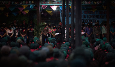translated from Spanish: EZLN warns opposition to projects of AMLO
