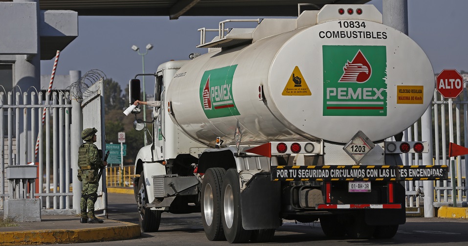 Moody's rules out changes in qualification of Pemex