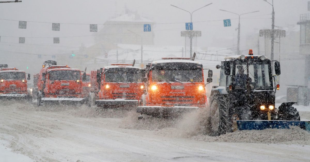 More than fifty cars collide in Moscow for the heavy snowfall