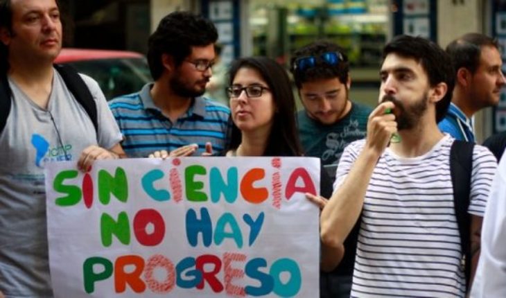 translated from Spanish: Network of national doctoral scholarships-affected: “Have suffered reduction and loss of profits to the detriment of the country’s scientific development”