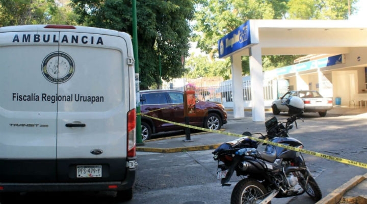 Occupants of a van die in shootout in Uruapan