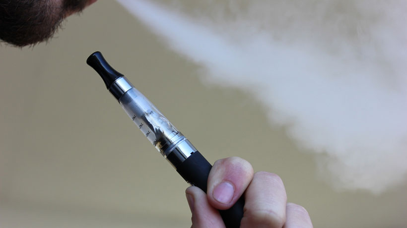 They warn the epidemic by the use of the electronic cigarette