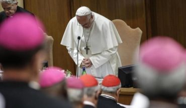 Decepción en Chile y el mundo con la cumbre contra los abusos: exigen al Vaticano entregar los antecedentes a la justicia