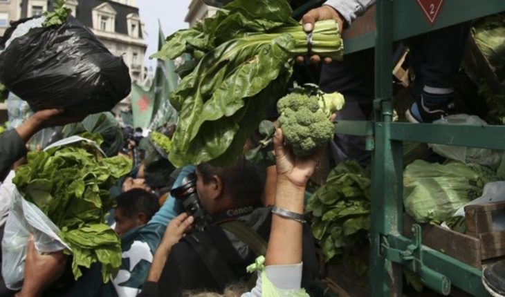 El “verdurazo” de los trabajadores de la tierra llega a la Plaza de Mayo