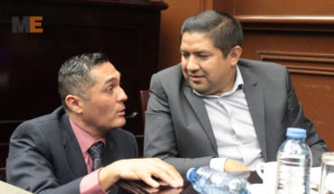 Francisco Cedillo fue obligado a regresar al Congreso, denuncia Azael Toledo