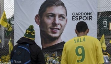 translated from Spanish: They identified the body found in the channel: is Emiliano Sala
