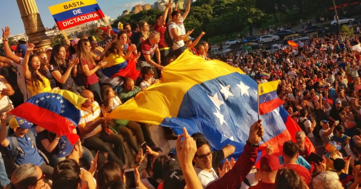 La embajadora de Guaidó en Argentina denunció a los "usurpadores" de Maduro