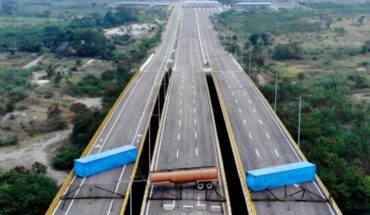 Maduro versus Guaidó: la impactante imagen que muestra el bloqueo del puente por el que se espera que ingrese la ayuda humanitaria a Venezuela