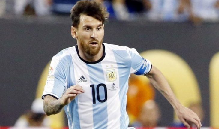Messi podría vestir otra vez la celeste y blanca