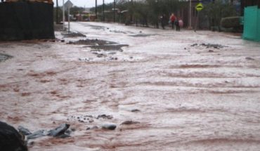 Piñera interrumpe sus vacaciones y anuncia viaje a Arica por fuertes lluvias que azotan la región