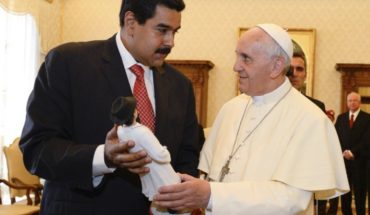 Posición del papa sobre Venezuela genera críticas en Iglesia