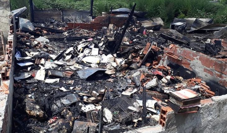 Se incendió la casa donde vivía con sus 37 mascotas y casi muere por salvarlas