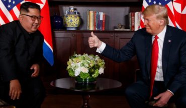 Trump y Kim Jong-un se reúnen a solas previo a segunda cumbre en Hanoi