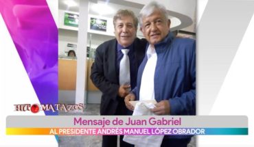 Video: Juan Gabriel entrega cartas al presidente de México | Vivalavi