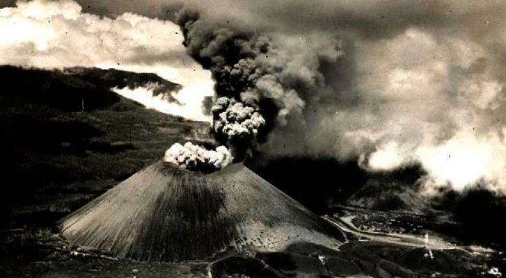 76 años del nacimiento del volcán Parhíkutin