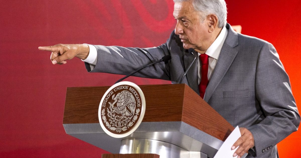AMLO defends his Cabinet and is presumed to transparent