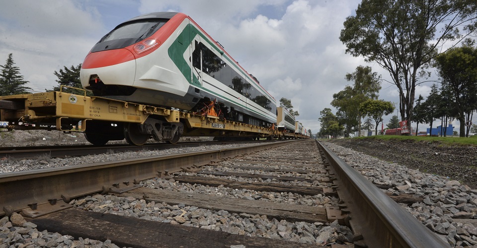 Tren México-Toluca