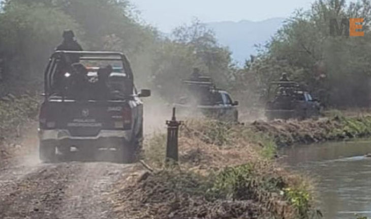 translated from Spanish: Aseguran explosivos, vehículos robados y ropa táctica en Buenavista, Michoacán