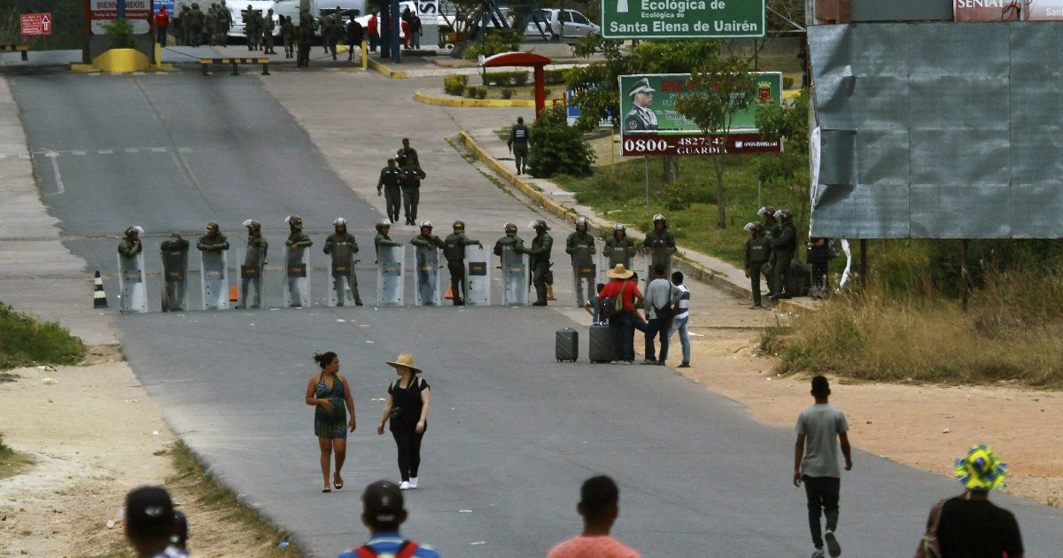 Brasil comienza a enviar ayuda a su frontera con Venezuela