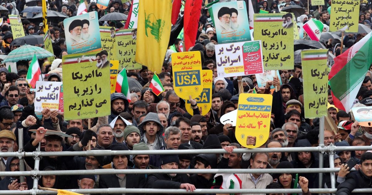 'Death to America', Korean Iranians on anniversary of Islamic revolution Tehran
