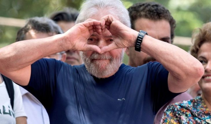 translated from Spanish: Despite the convictions, freedom of Lula could arrive in April