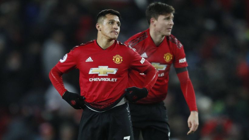 English press shattered the performance of Alexis Sánchez in the Champions League
