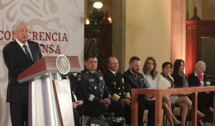 translated from Spanish: La facultad de nombrar al jefe de la Guardia Nacional, recae en el titular del jefe del Ejecutivo: AMLO