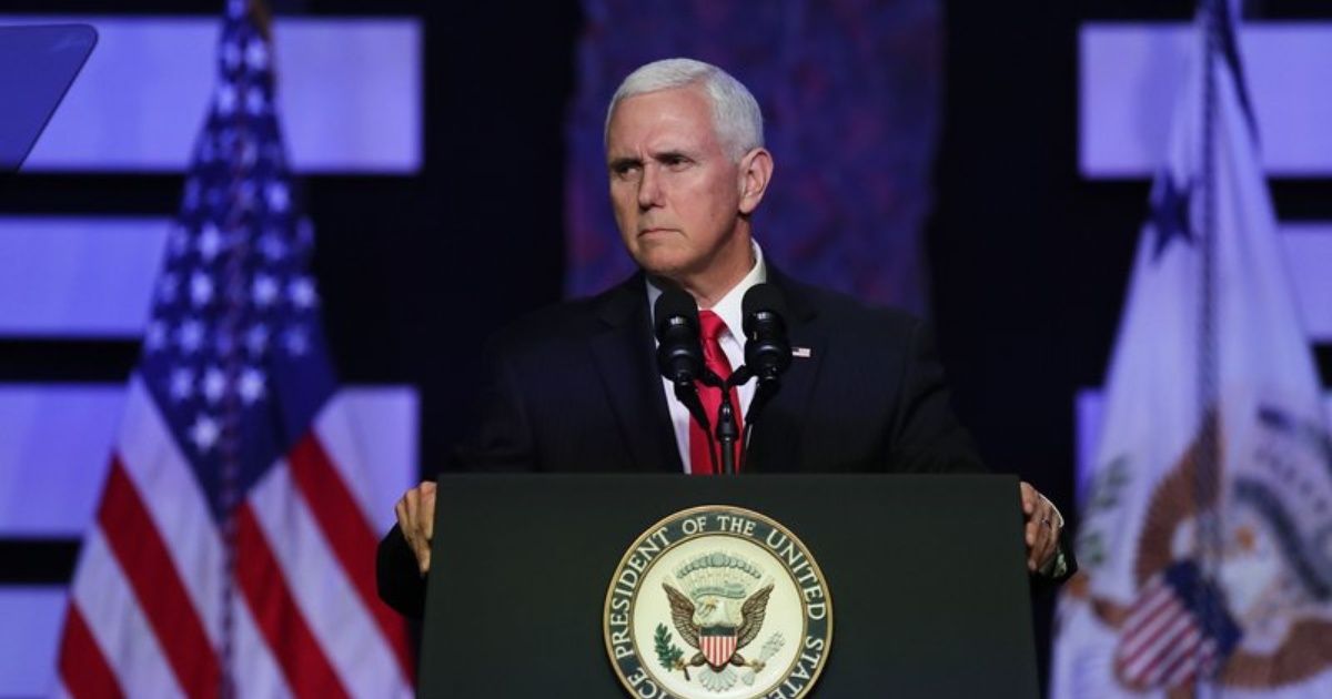 Pence: "is the time to put an end to the regime of Maduro"