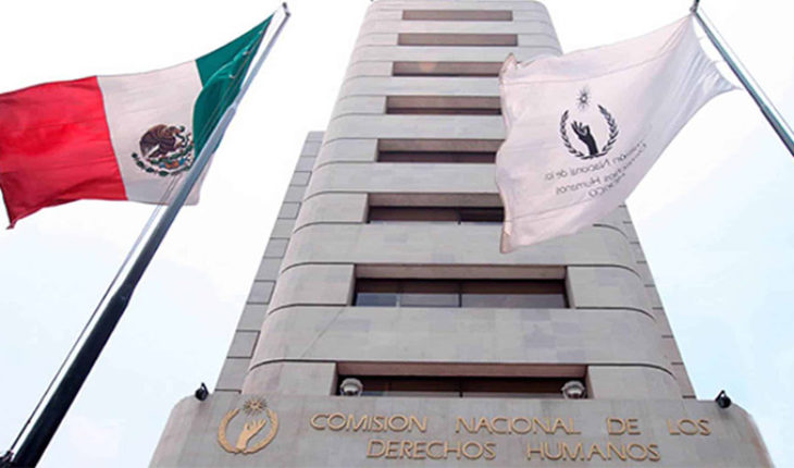 translated from Spanish: “Pursuit of dialogue with the CNTE, does not inhibit enforcement of the law,” responds CNDH AMLO