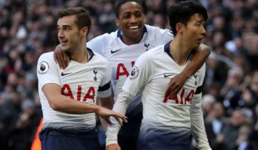 translated from Spanish: Tottenham follows the footsteps of Liverpool after beating the Leicester