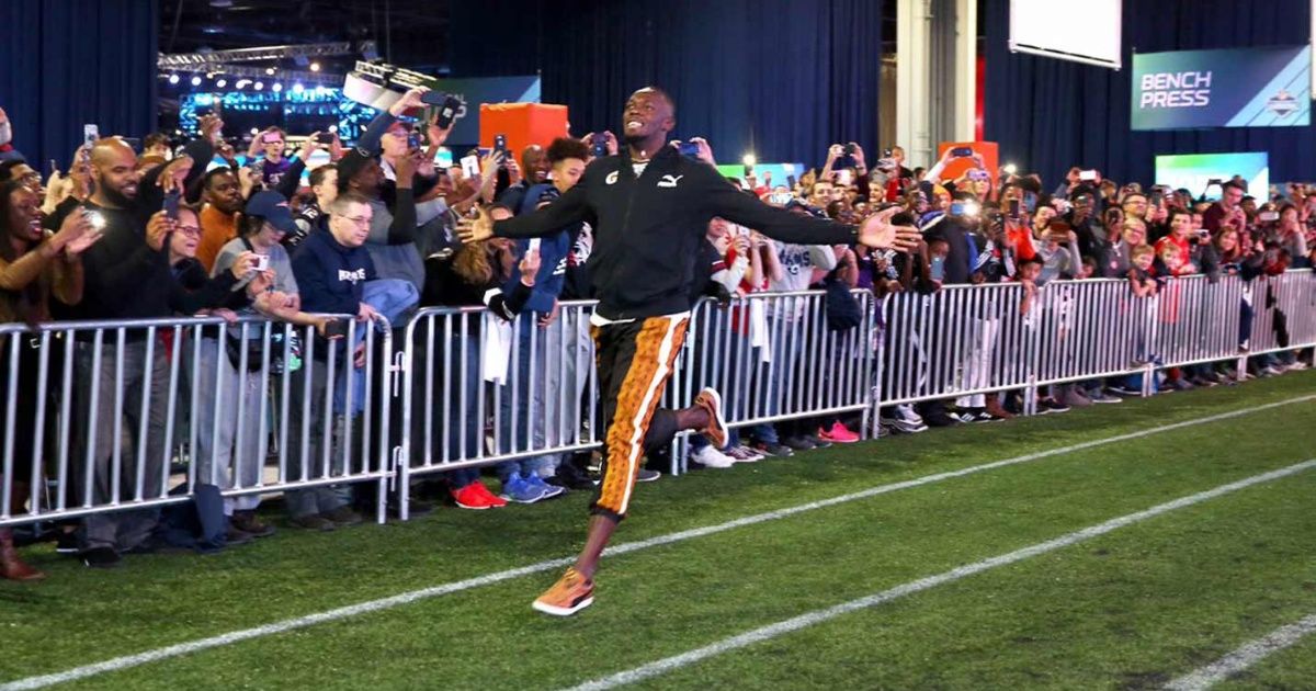 Usain Bolt gets record at a Super Bowl event