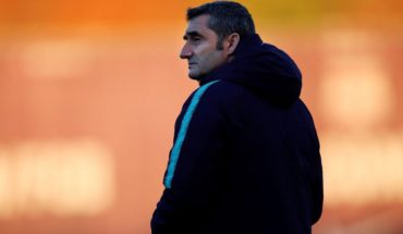 translated from Spanish: Valverde seguirá en Barcelona por una temporada más