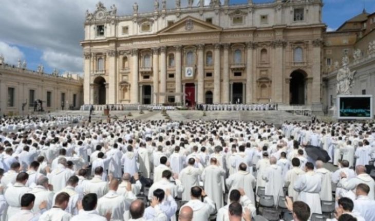 “El Vaticano es una organización gay”: el polémico libro que dice desvelar la “corrupción y la hipocresía” en el corazón de la iglesia Católica