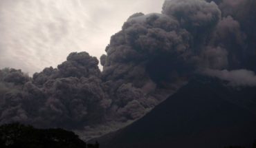 Alerta sobre aumento de actividad del volcán de Fuego en Guatemala