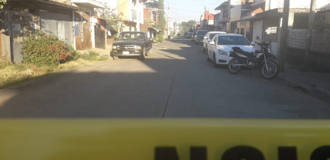 Atentado a balazos deja un muerto y dos heridos en Uruapan