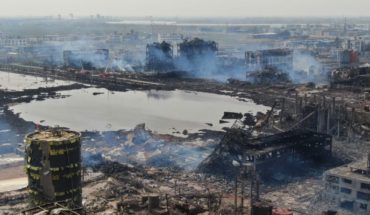 Aumenta a 64 muertos por explosión en planta química en China