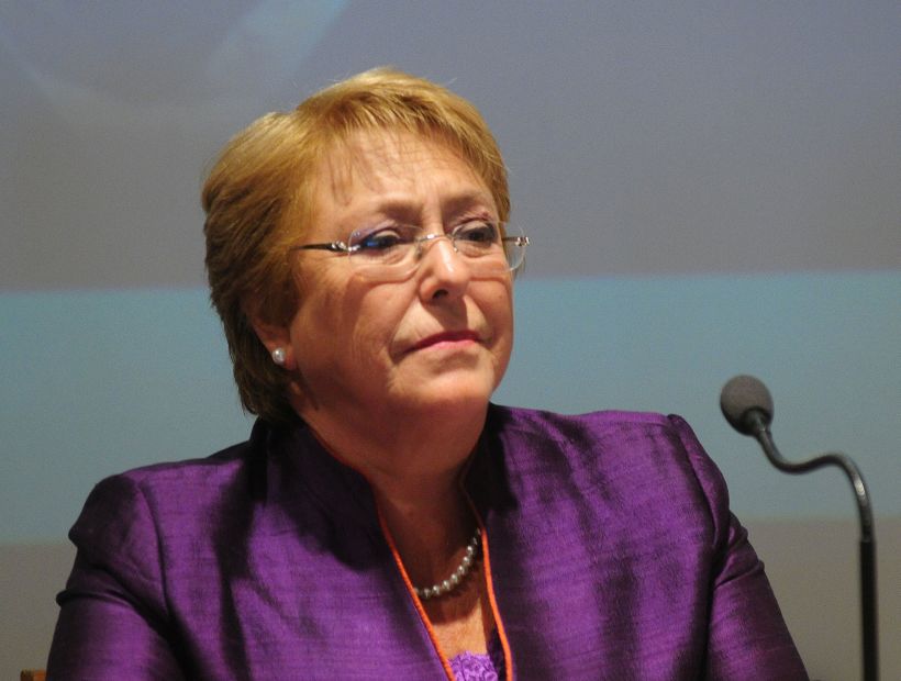 Bachelet: “Nosotras no tenemos miedo, los que tienen miedo son los que no quieren perder sus privilegios”