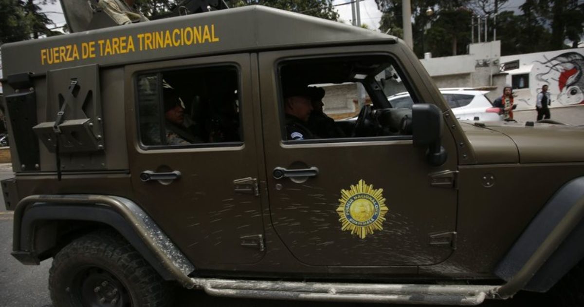 EEUU retira ayuda militar a policías de Guatemala