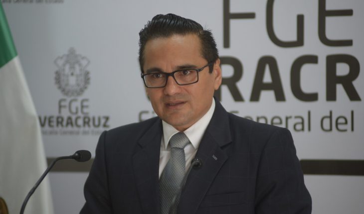 Fiscal de Veracruz debe desbloquear a periodista en Twitter