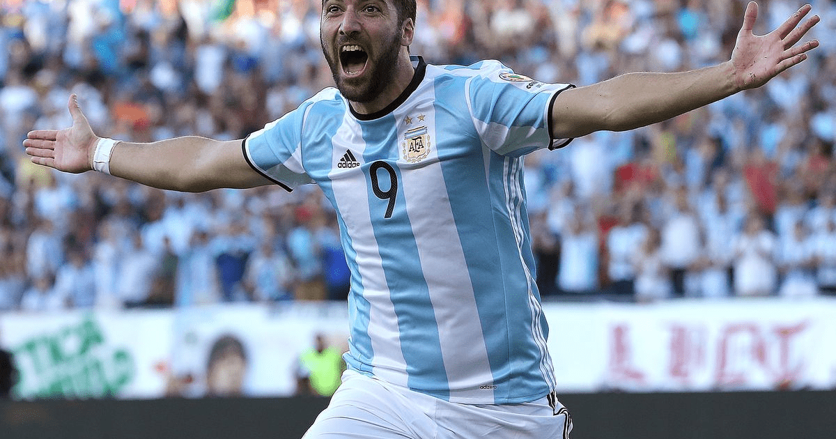 Gonzalo Higuaín se retira de la Selección Argentina