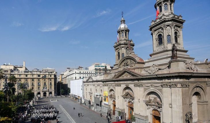 Iglesia anunció “revisión exhaustiva” de denuncia de violación en la Catedral de Santiago
