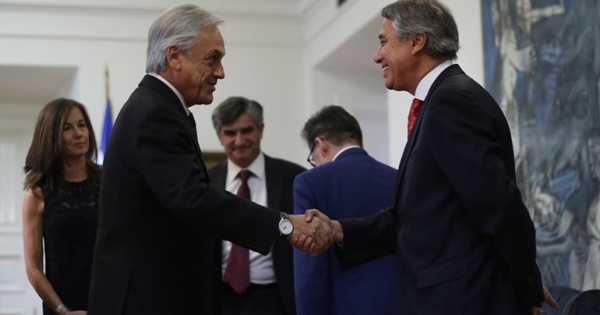 Ministros del TC le solicitan a Piñera un bono extra para igualar sus sueldos con los miembros de la Corte Suprema