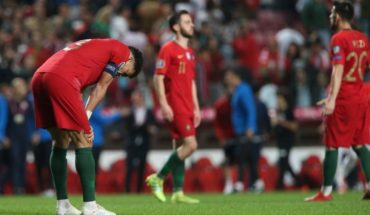 Portugal no pasa del empate 1-1 con Serbia