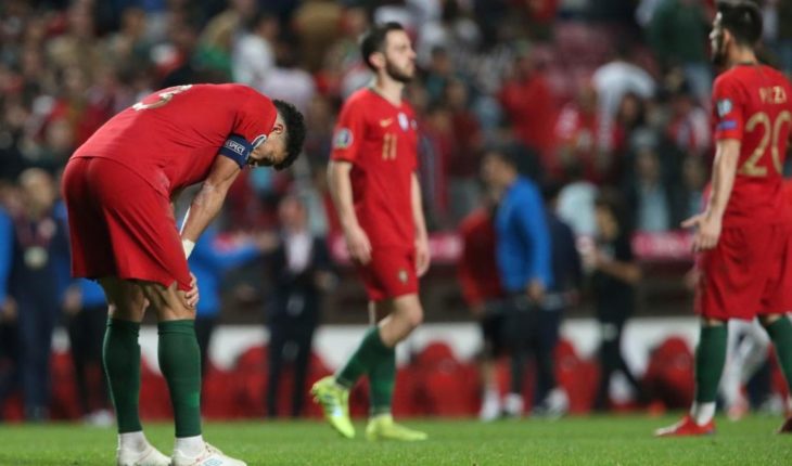 Portugal no pasa del empate 1-1 con Serbia