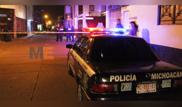 Tocaron a su puerta y cuando salió, lo mataron de al menos cinco balazos, en Uruapan, Michoacán