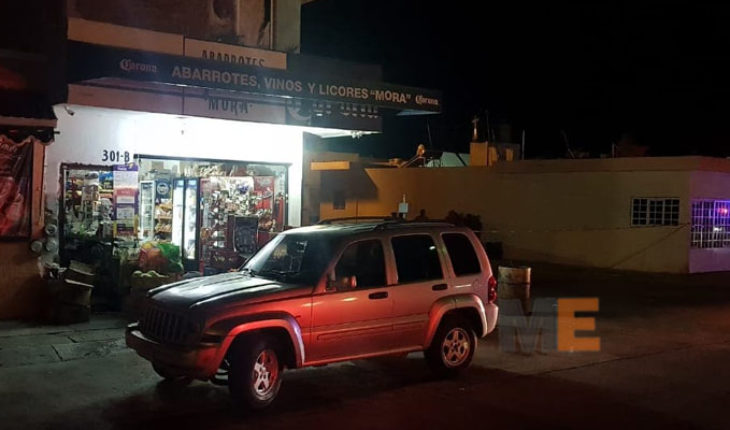 Un hombre muerto y un adolescente lesionado, en ataque a balazos en una tienda de Zamora, Michoacán